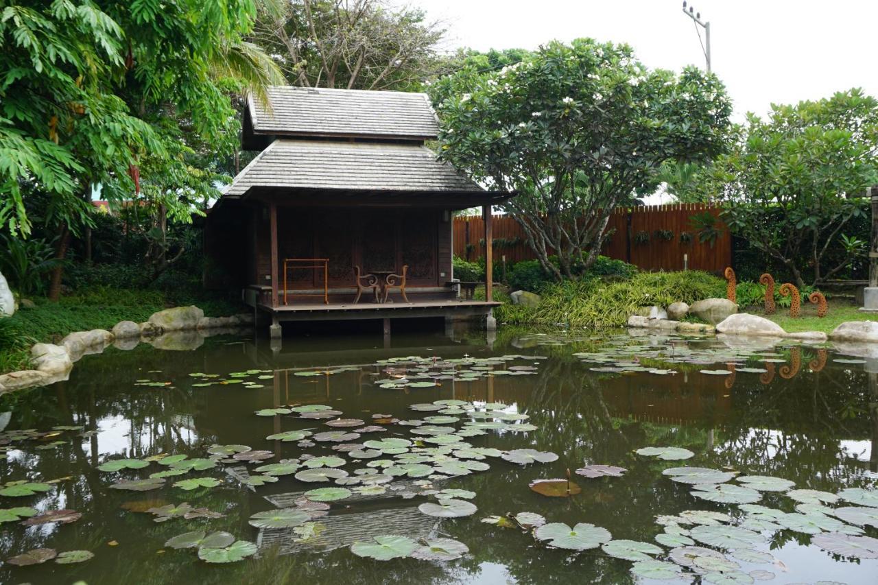 Baansuwanburi - บ้านสุวรรณบุรี Csiangmaj Kültér fotó