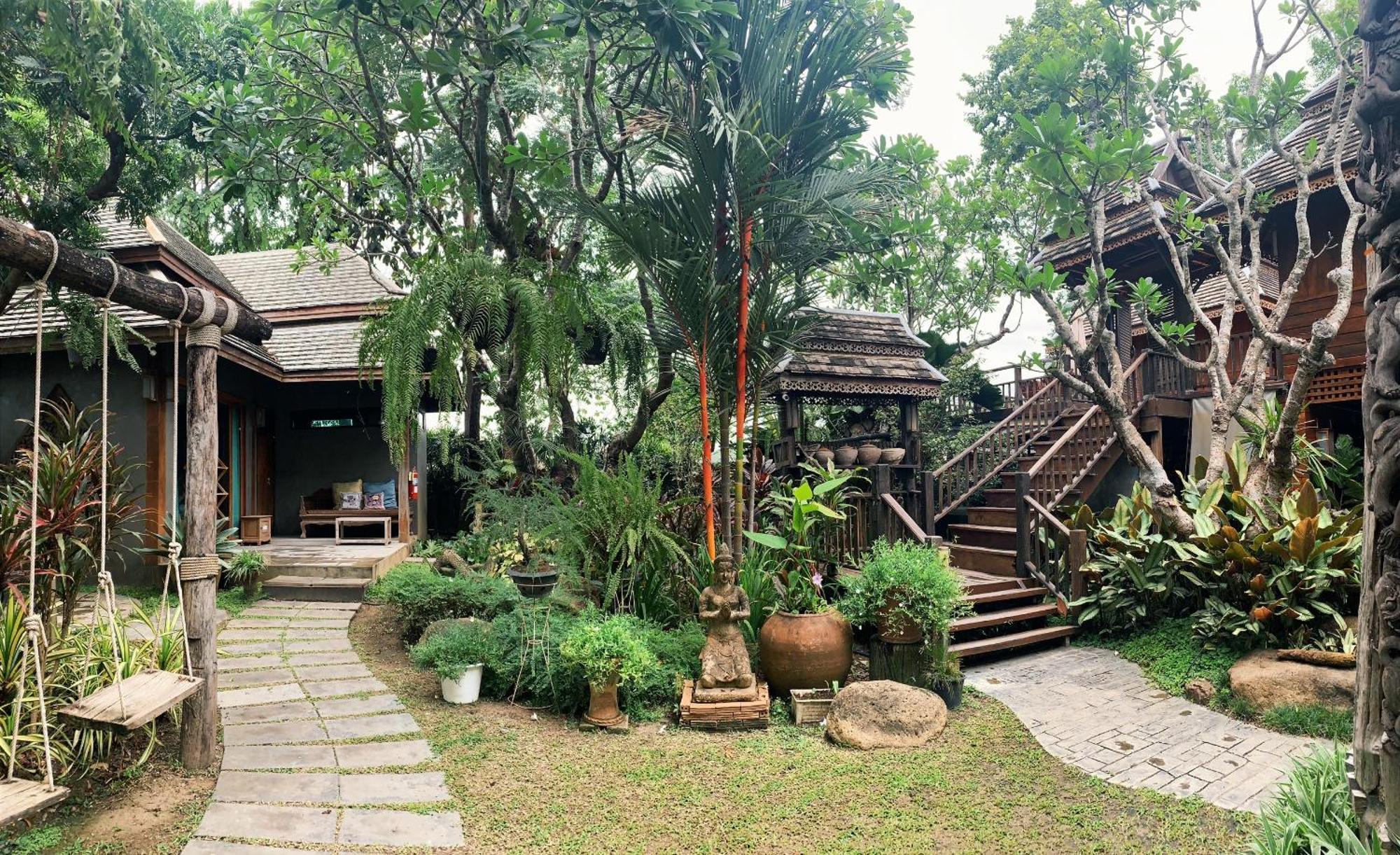 Baansuwanburi - บ้านสุวรรณบุรี Csiangmaj Kültér fotó